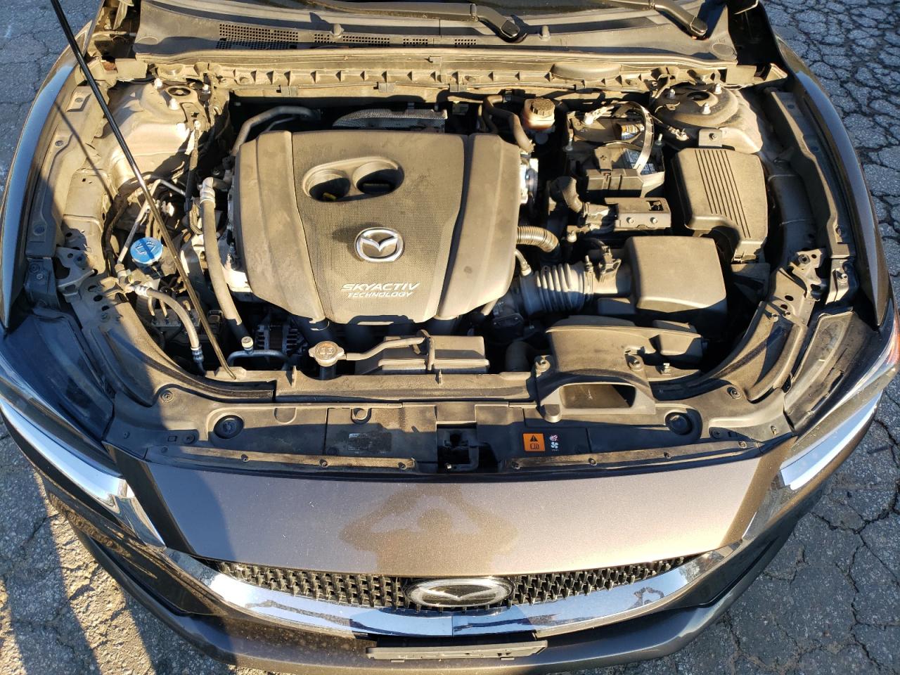 2018 MAZDA 6 VIN JM1GL1VM1J1312945 photo 11