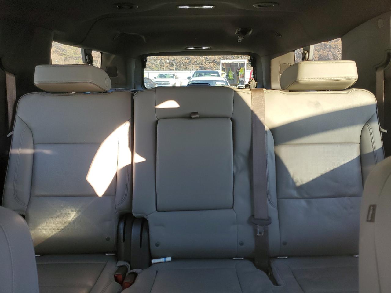 2021 GMC Yukon VIN 1GKS1GKD0MR208433 photo 10