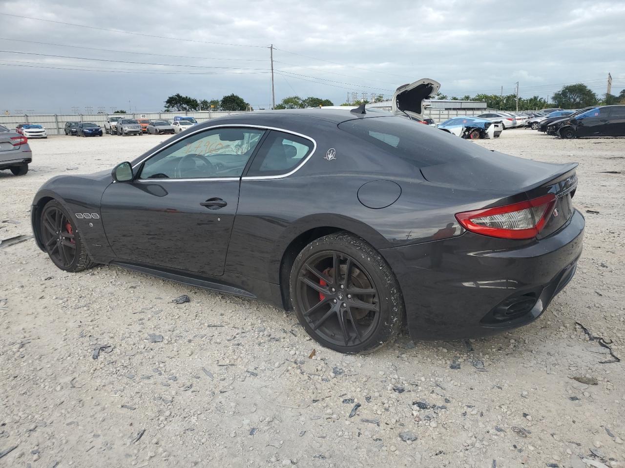 2018 MASERATI Granturismo VIN ZAM45VLA0J0253952 photo 2