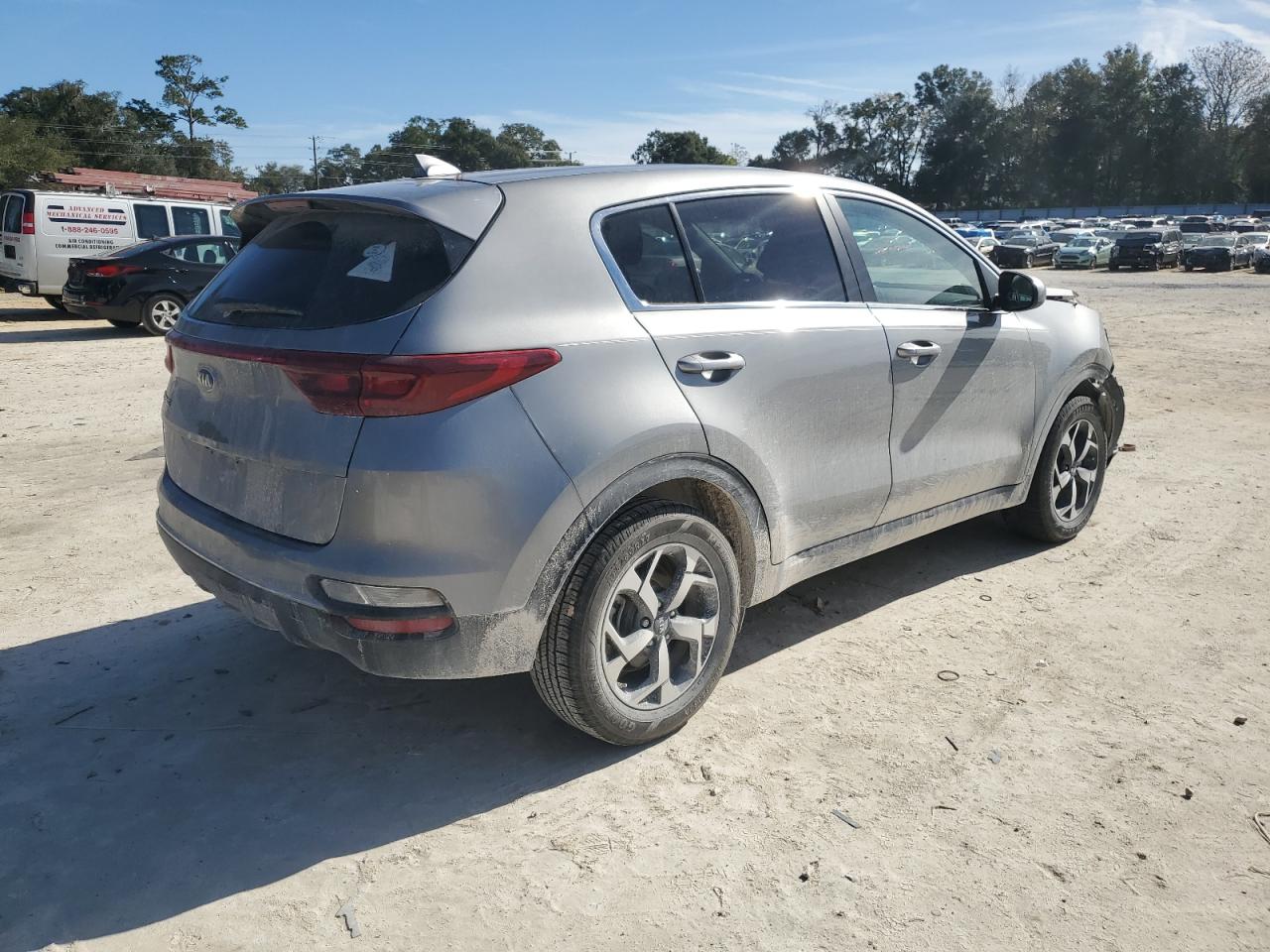 2020 KIA Sportage VIN KNDPM3AC5L7779744 photo 3