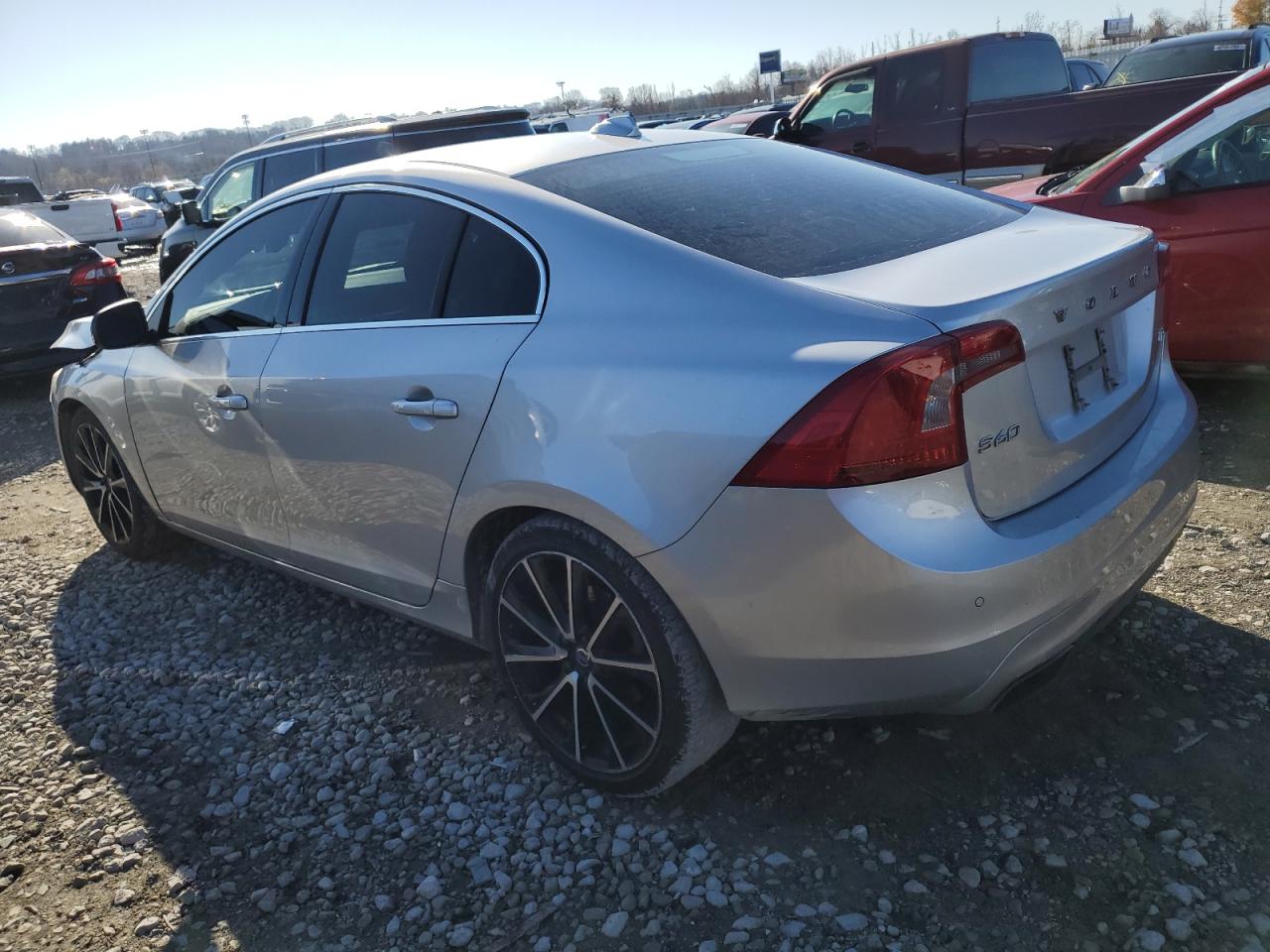 2016 VOLVO S60 VIN YV126MFK0G2399153 photo 2