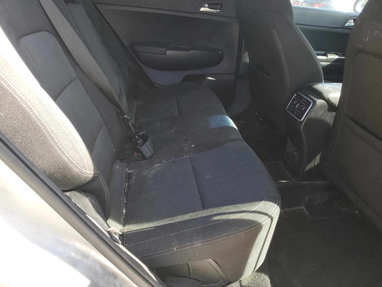 2020 KIA Sportage VIN KNDPM3AC5L7779744 photo 11