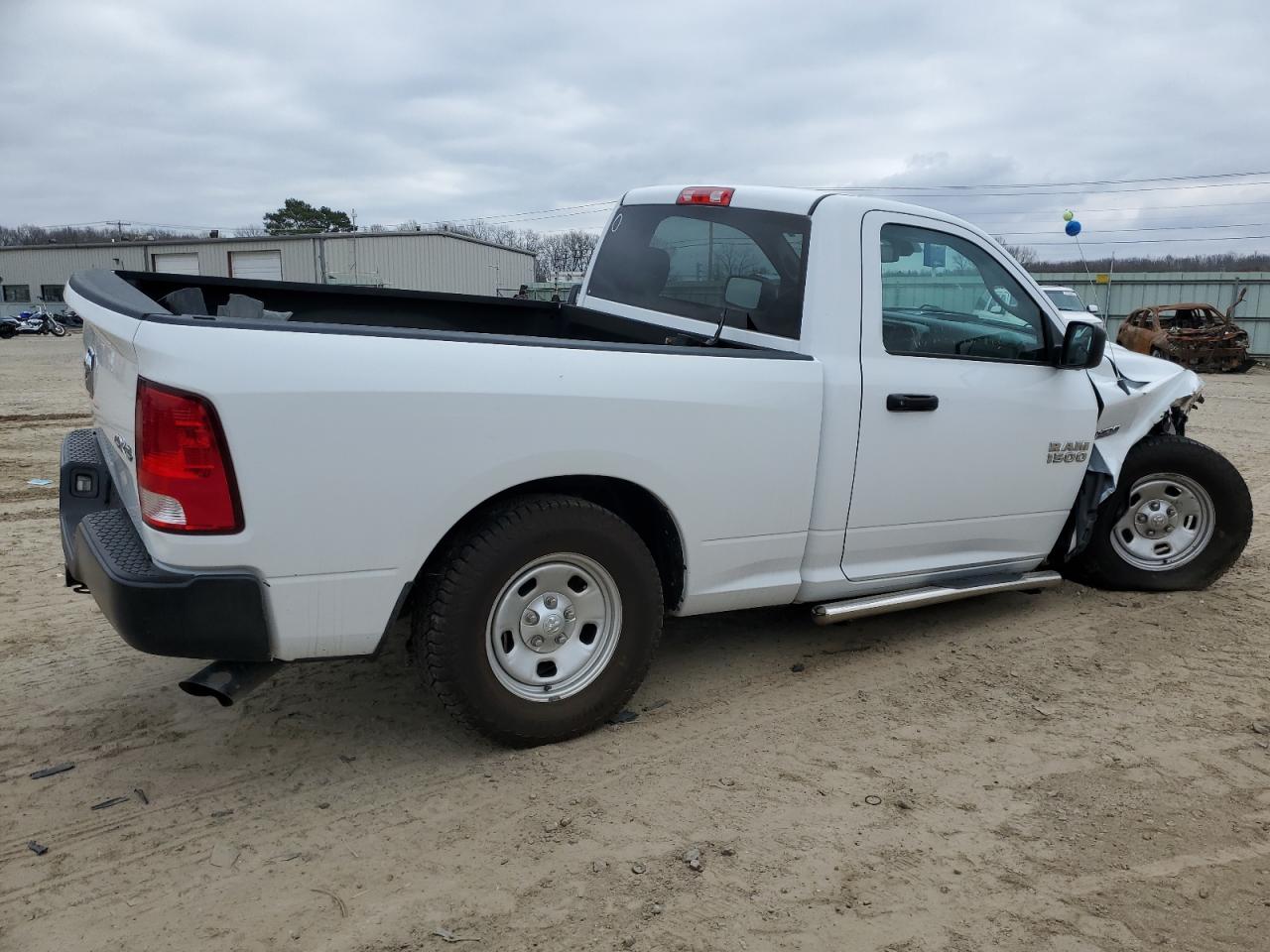 2018 RAM 1500 VIN 3C6JR7AT2JG265373 photo 3