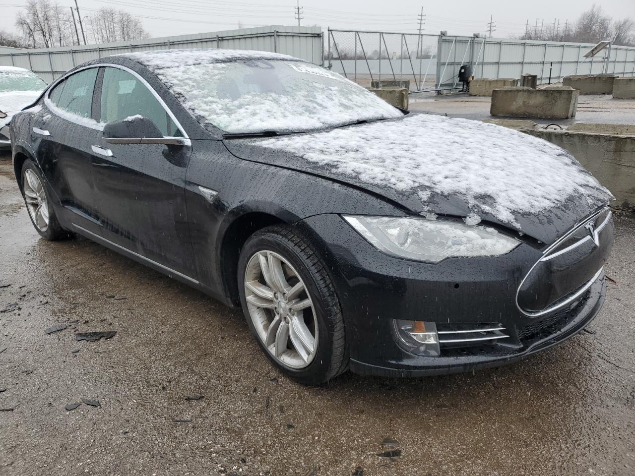 2014 TESLA Model s VIN 5YJSA1H12EFP62439 photo 4