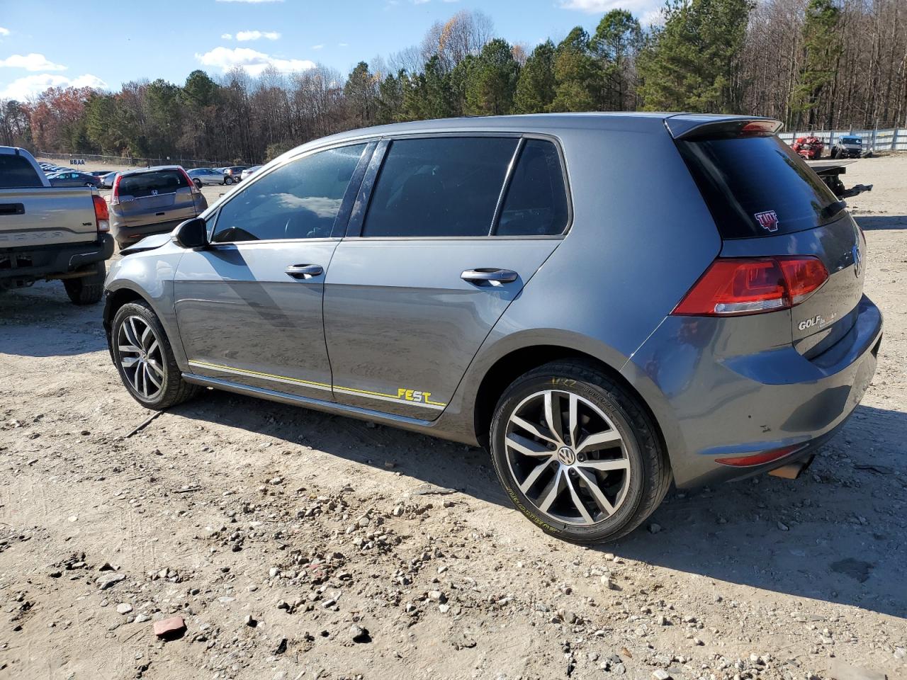 2017 VOLKSWAGEN Golf VIN 3VWWB6AU4HM055209 photo 2