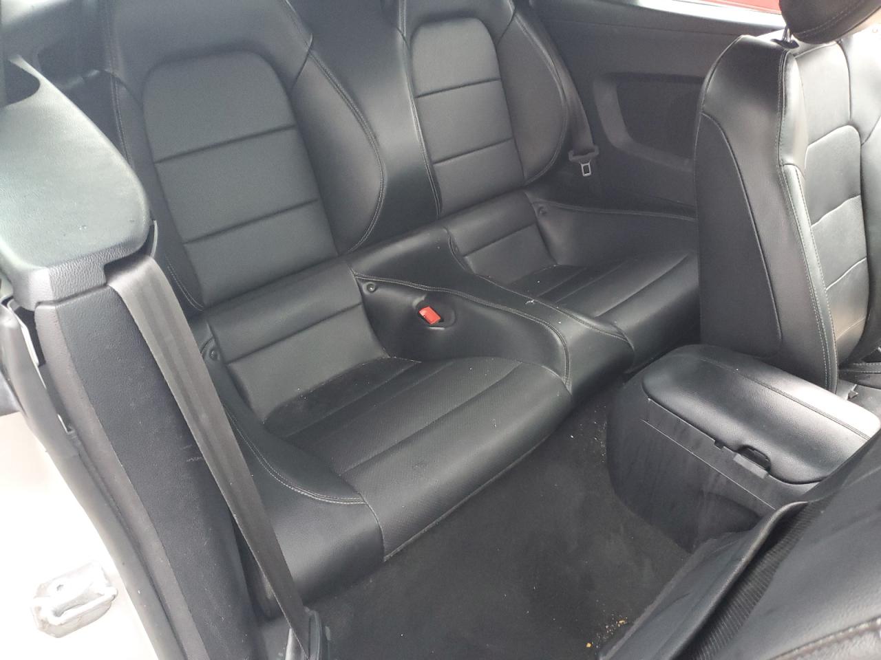 2018 FORD Mustang VIN 1FATP8UH8J5143134 photo 10