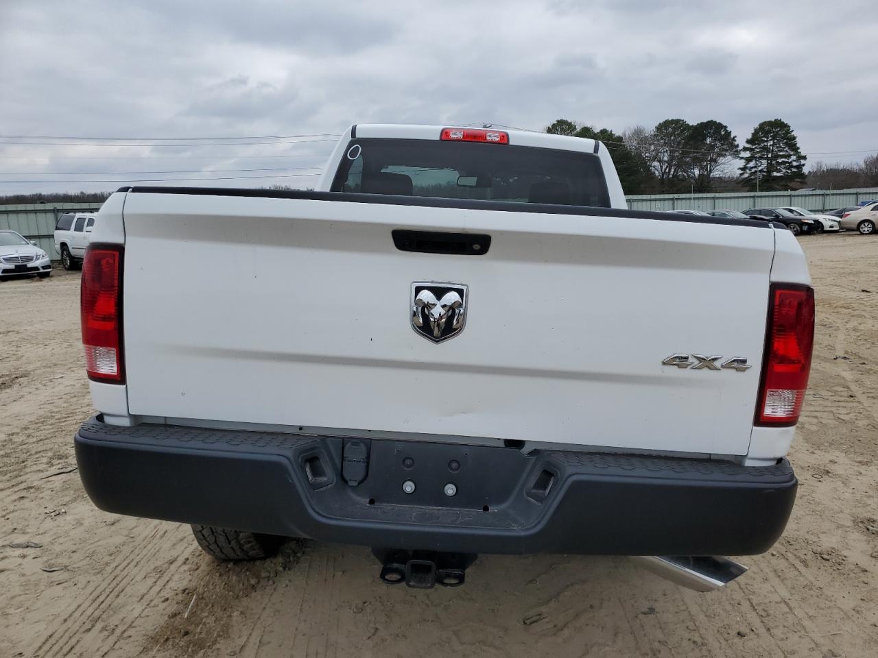 2018 RAM 1500 VIN 3C6JR7AT2JG265373 photo 6