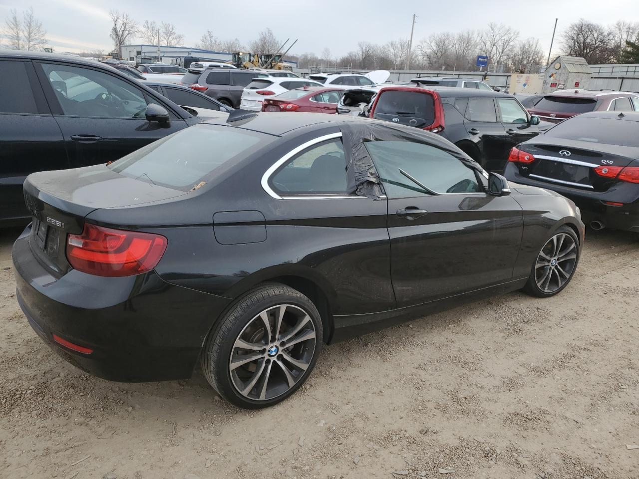2016 BMW 2 series VIN WBA1G9C55GVX97111 photo 3