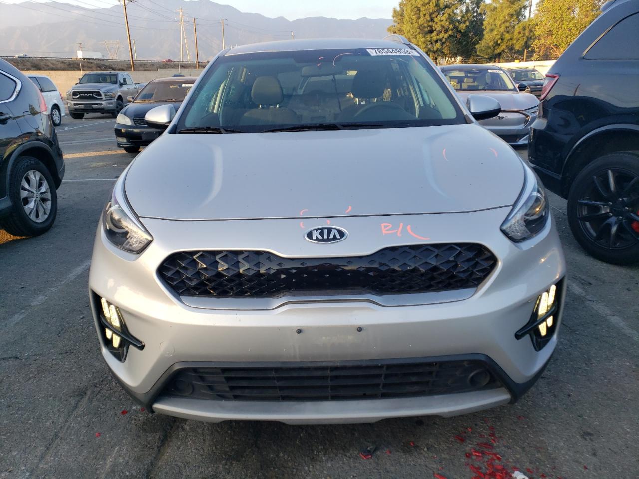 2020 KIA Niro VIN KNDCB3LCXL5436313 photo 5