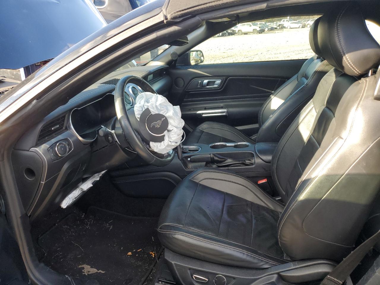 2018 Ford Mustang VIN 1FATP8UH8J5145448 photo 7