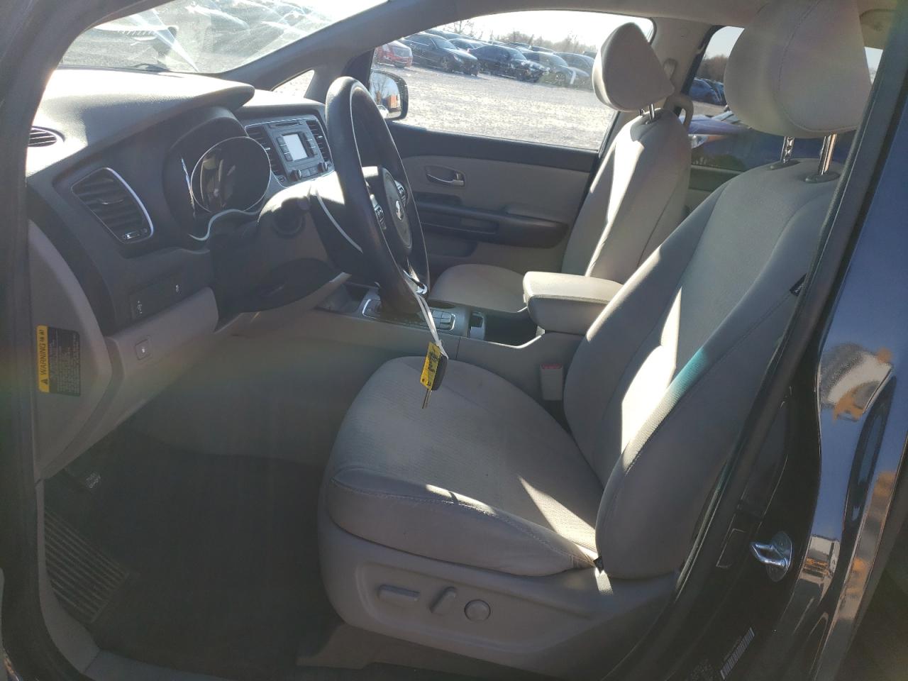 2017 KIA Sedona lx VIN KNDMB5C15H6245320 photo 7