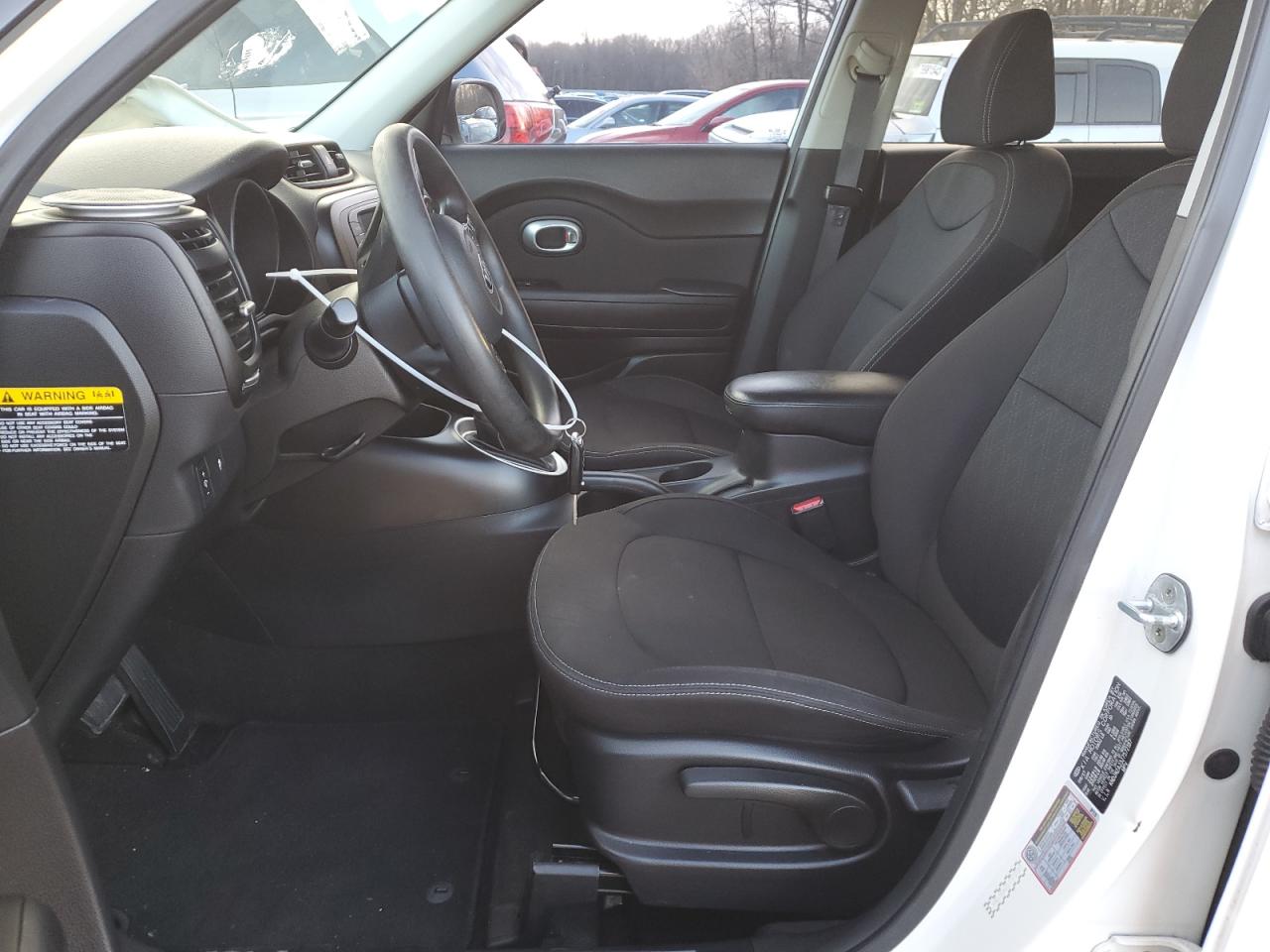 2018 KIA Soul VIN KNDJN2A23J7572187 photo 7