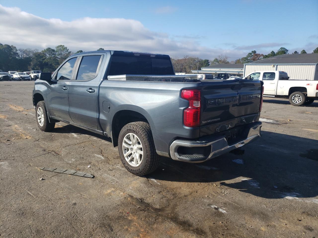 2019 Chevrolet All models VIN 3GCPWCED2KG152869 photo 2