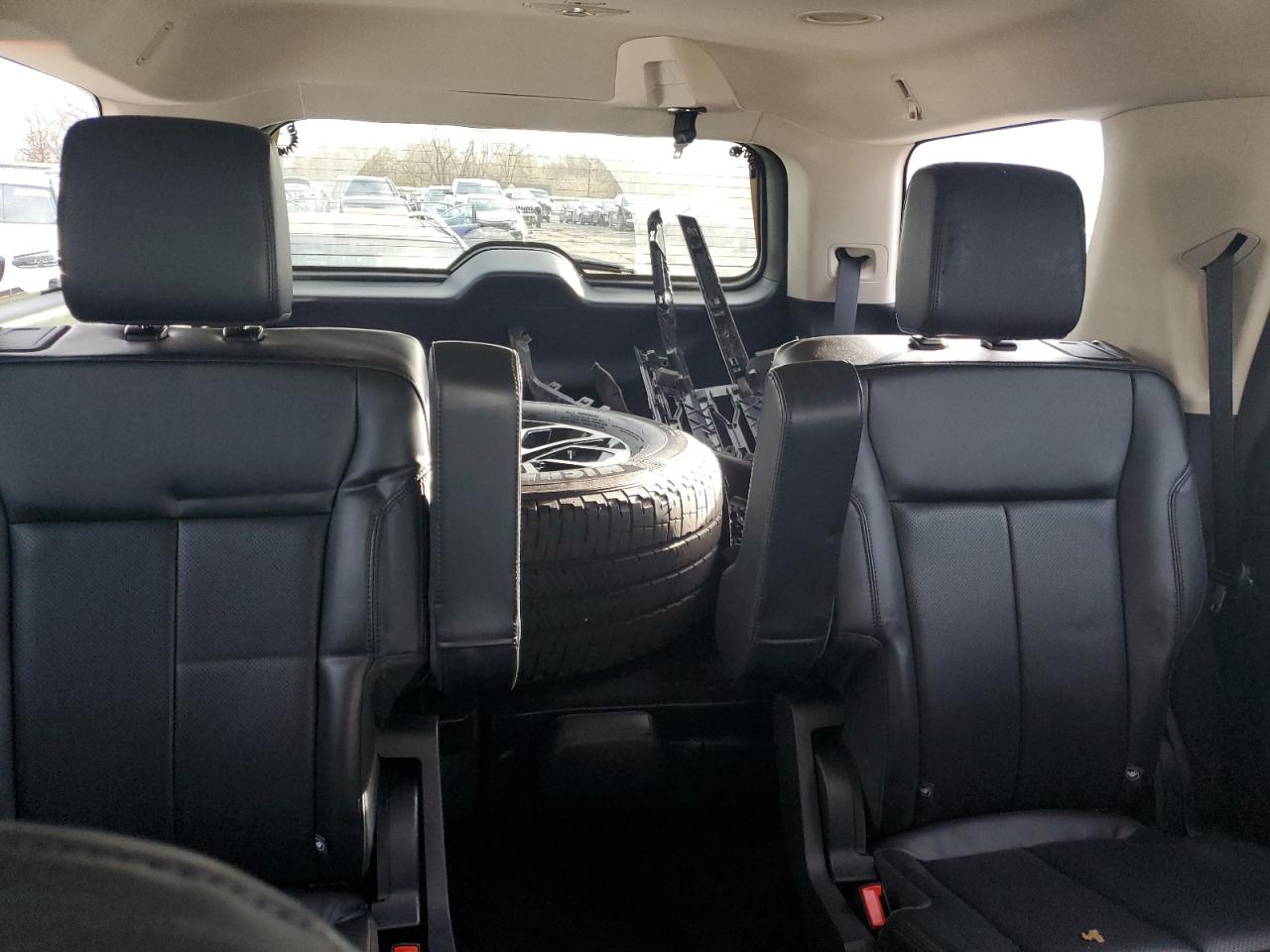 2023 Ford Expedition VIN 1FMJU1J85PEA61887 photo 10