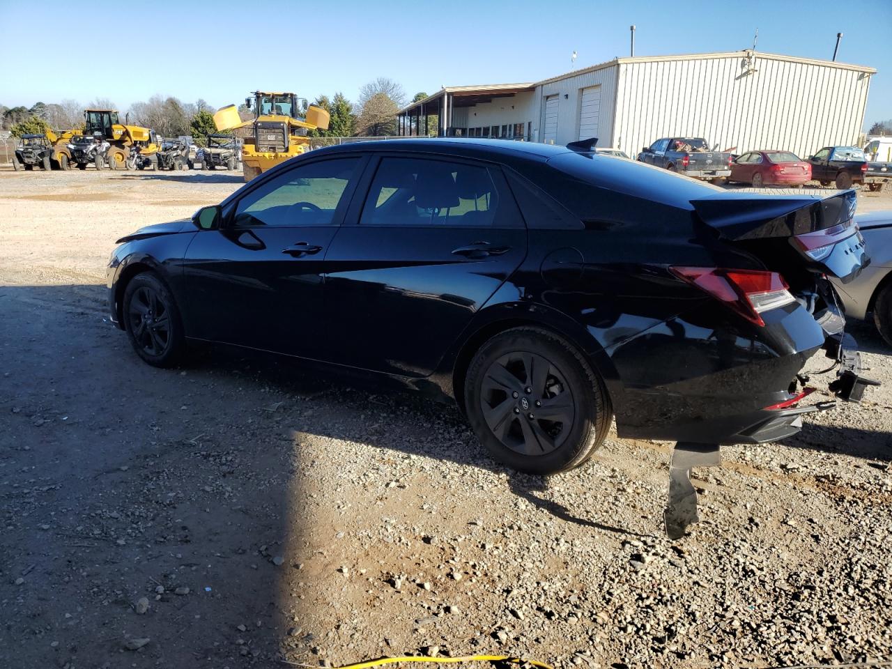 2023 Hyundai Elantra VIN KMHLM4AG4PU387705 photo 2