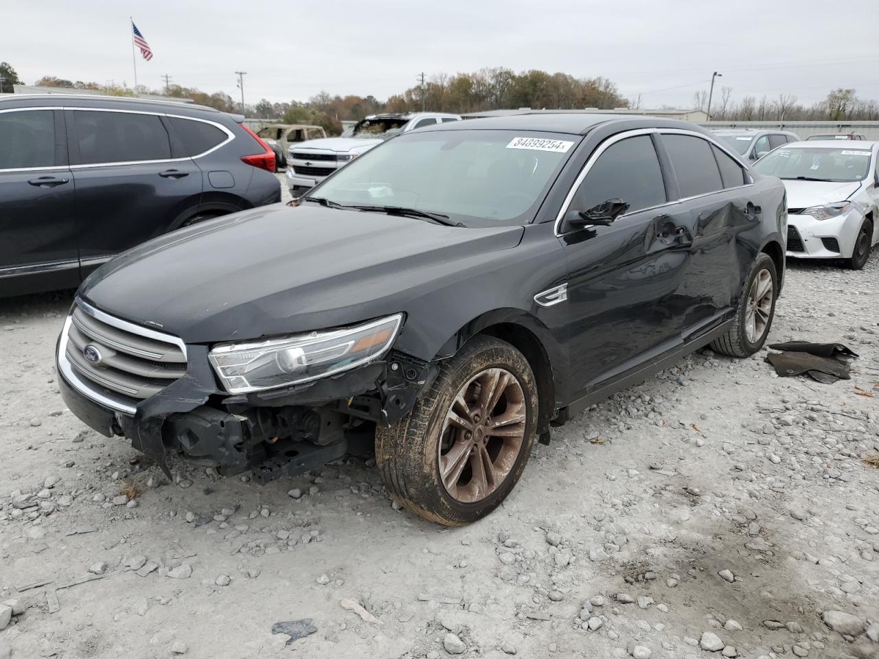 2018 Ford Taurus VIN 1FAHP2D82JG136784 photo 1