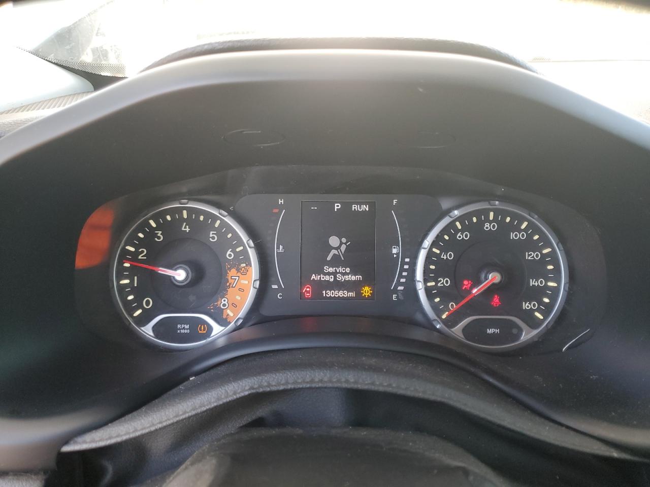 2017 Jeep Renegade VIN ZACCJABB0HPF27122 photo 9