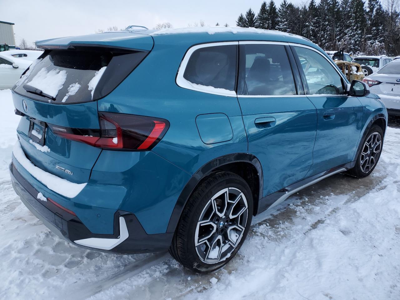 2023 BMW X1 VIN WBX73EF04P5X95869 photo 3