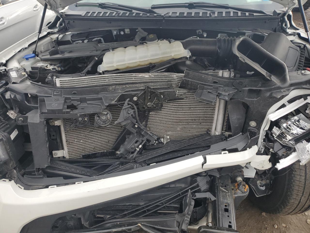 2023 Ford Expedition VIN 1FMJU1J85PEA61887 photo 12