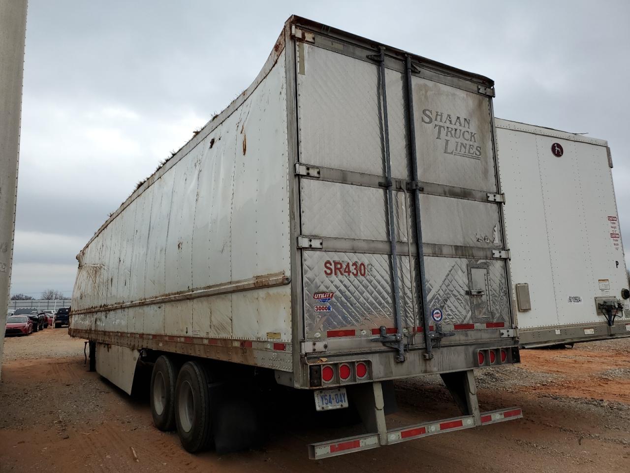 2018 UTILITY All models VIN 1UYVS2536J6114308 photo 3