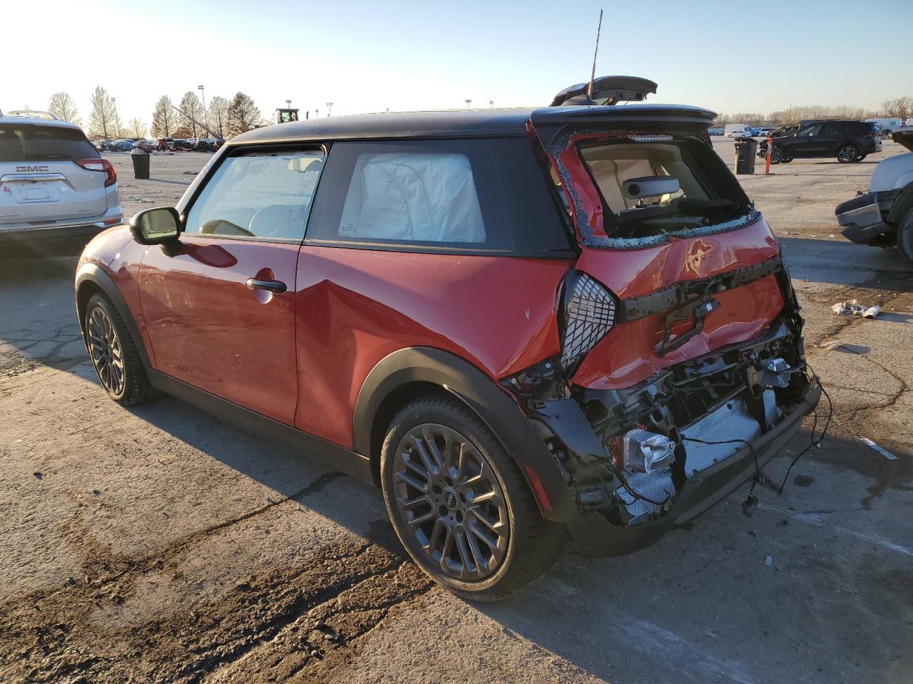 2025 Mini Cooper VIN WMW23GD09S2W27397 photo 2