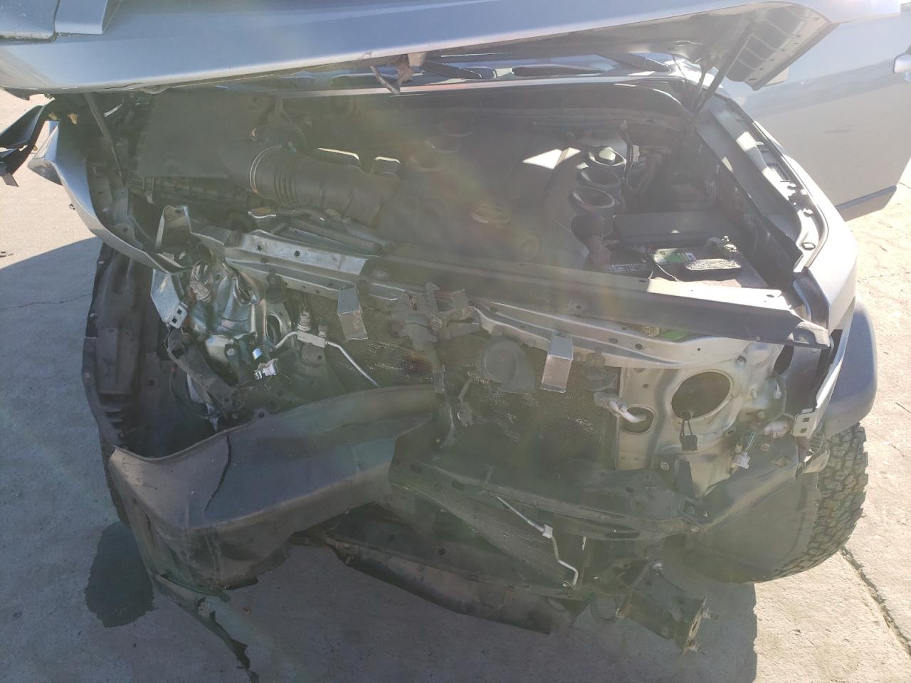 2010 TOYOTA Fj cruiser VIN JTEBU4BF3AK084337 photo 11
