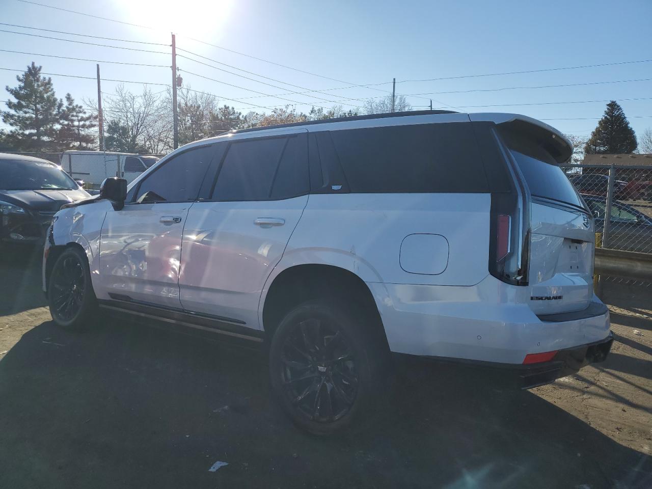2024 Cadillac Escalade VIN 1GYS4GKL3RR146473 photo 2