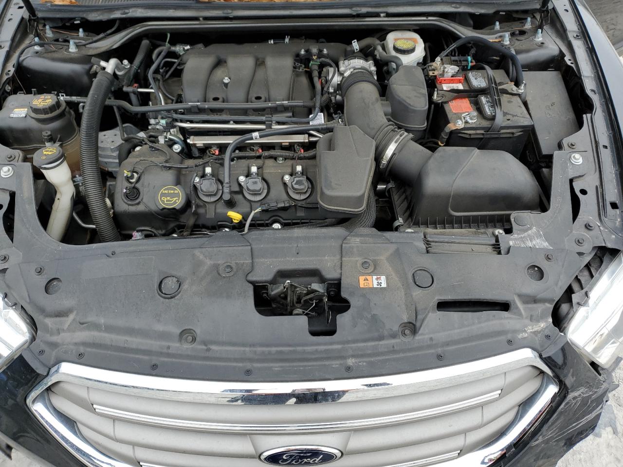 2018 Ford Taurus VIN 1FAHP2D82JG136784 photo 11