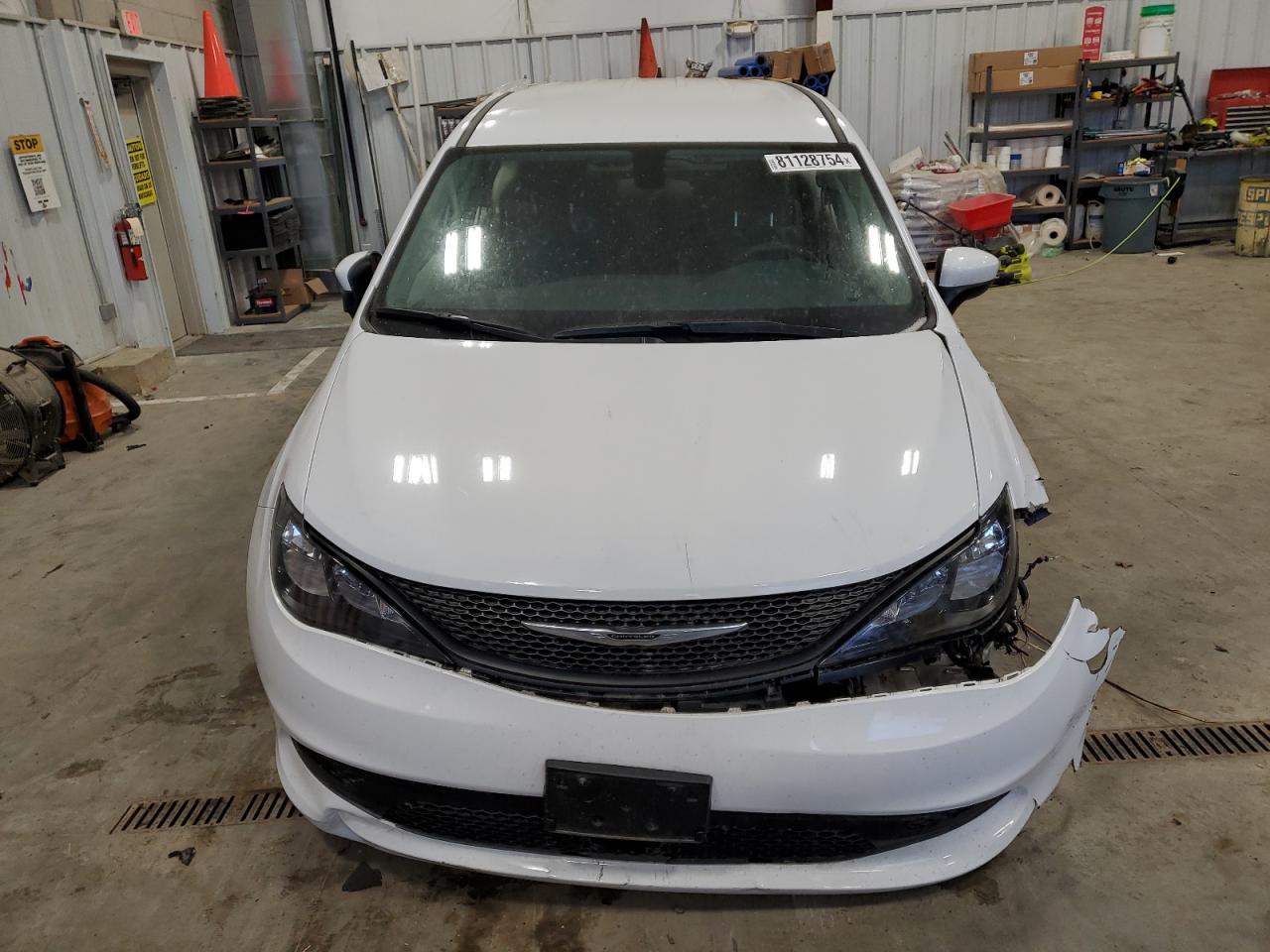 2022 Chrysler Minivan VIN 2C4RC1CG4NR212202 photo 5