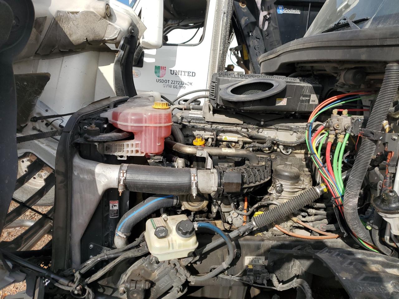 2018 FREIGHTLINER All other VIN 3AKJHHDR1JSHK5966 photo 7