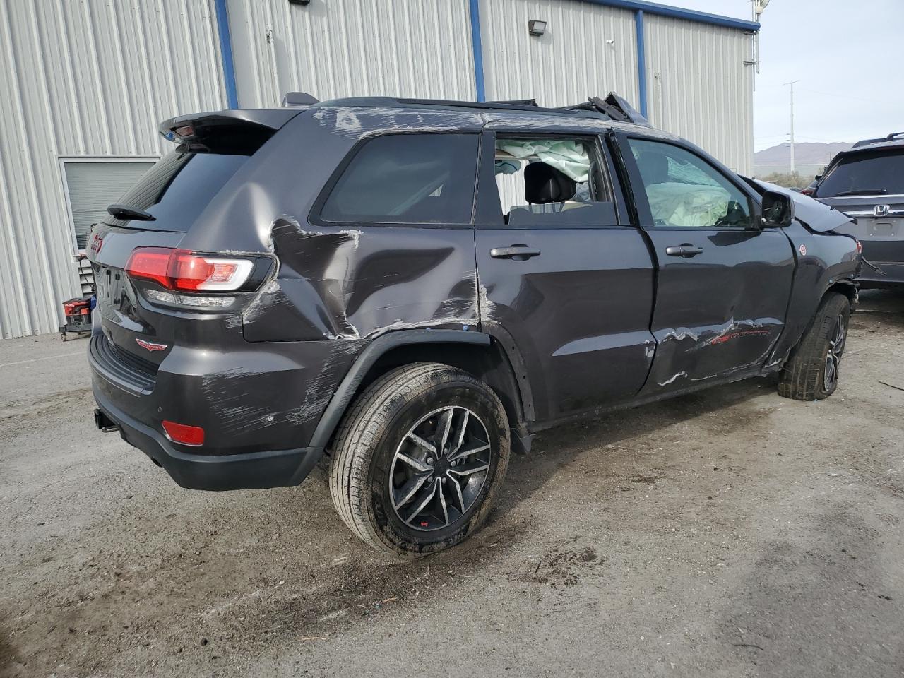 2021 Jeep Grand cher VIN 1C4RJFLGXMC510084 photo 3