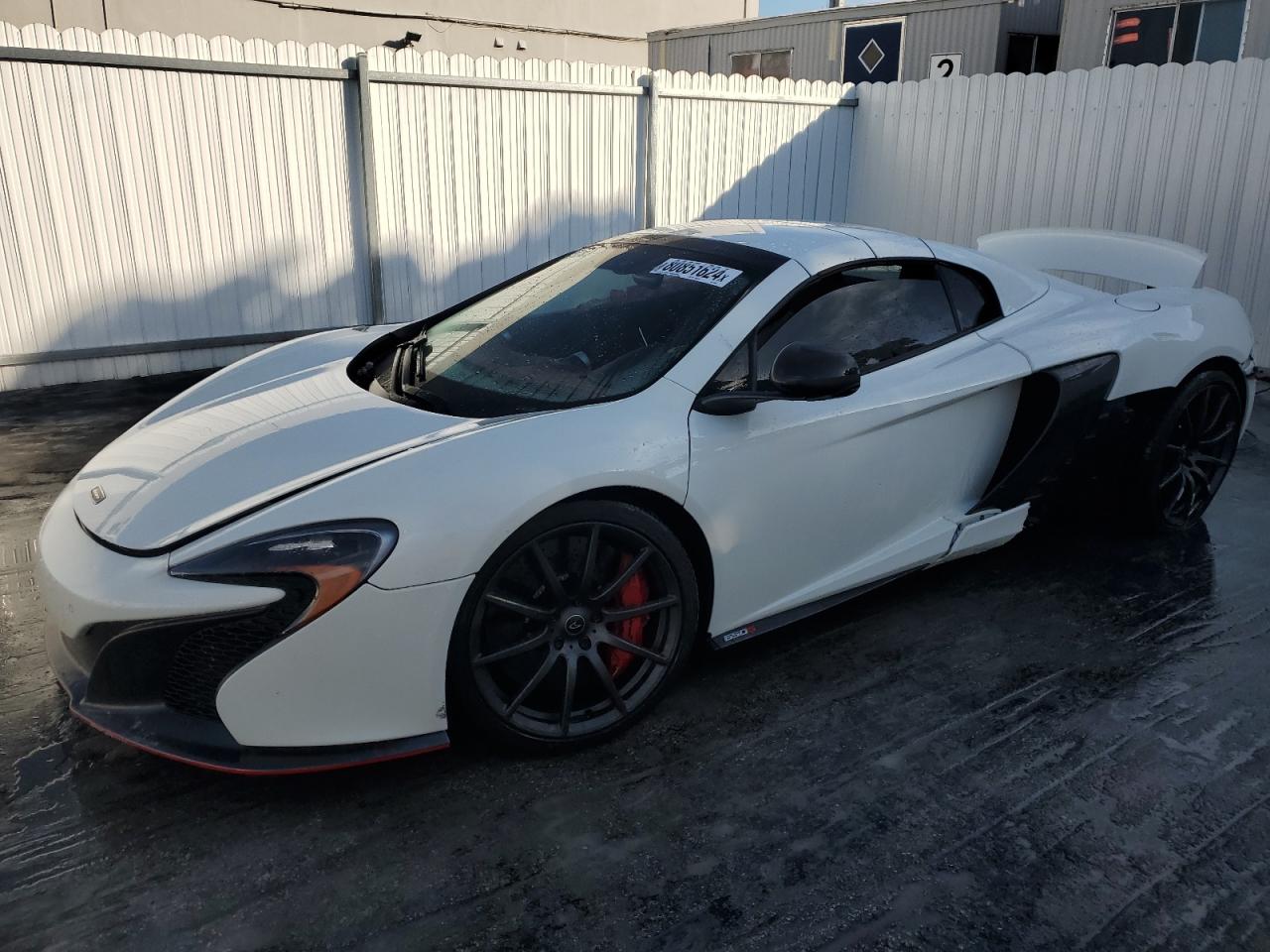 2016 Mclaren All other VIN SBM11FAA4GW005681 photo 1