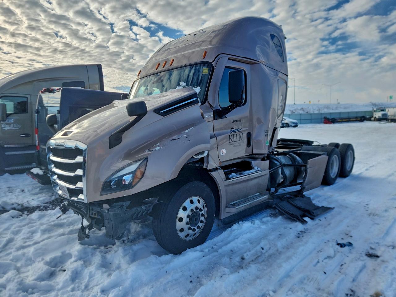2024 FREIGHTLINER All other VIN 3AKJHHDR7RSUX0085 photo 2