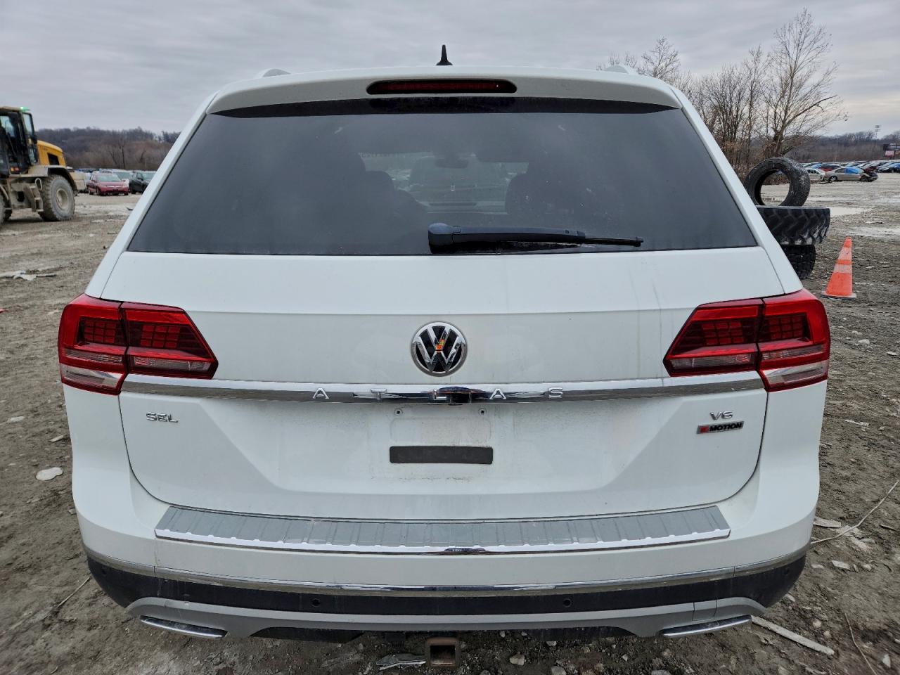 2020 Volkswagen Atlas VIN 1V2TR2CA6LC503875 photo 6