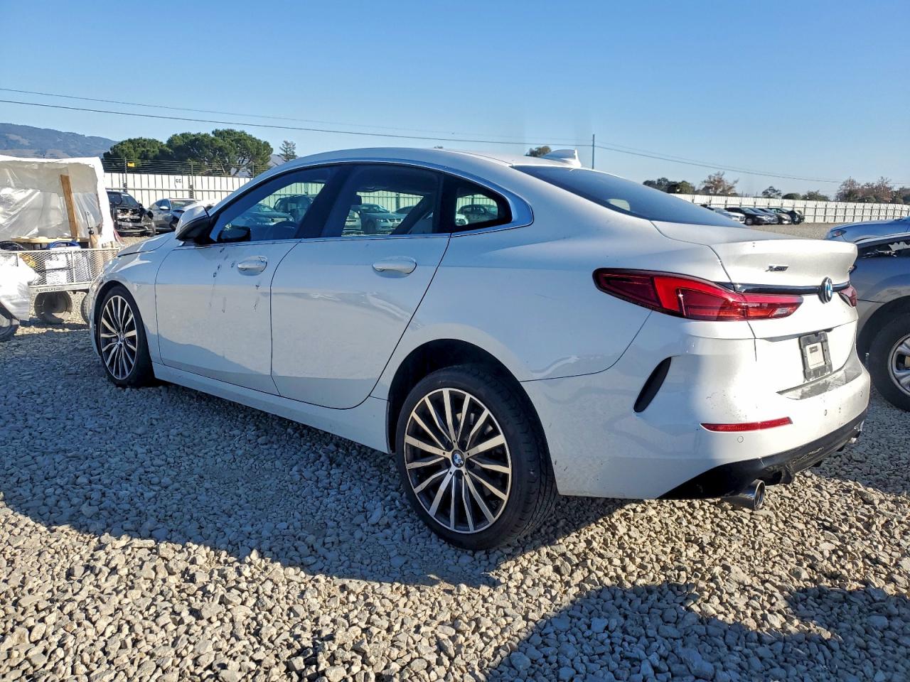 2024 BMW 2 series VIN WBA73AK08R7R43697 photo 2