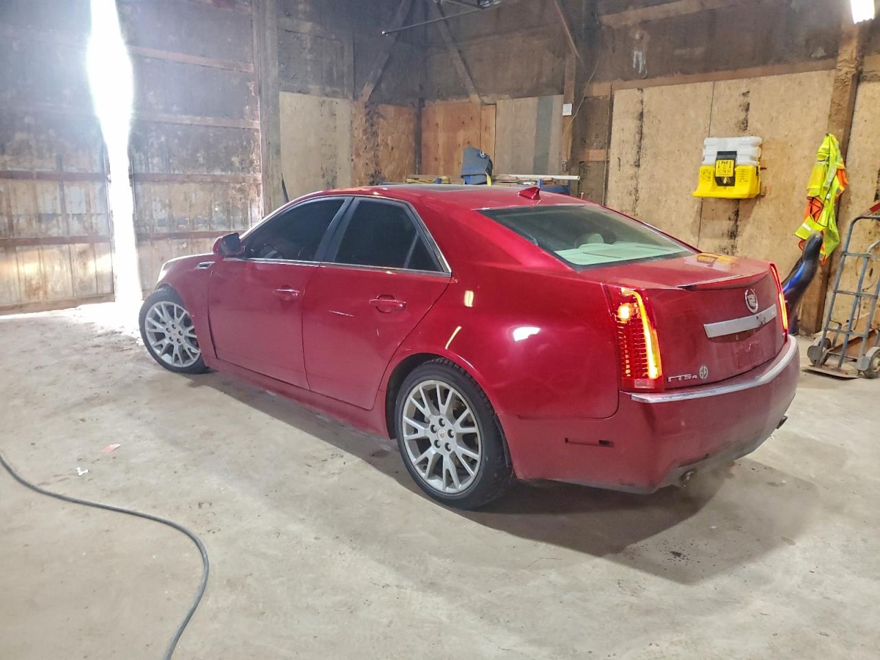 2013 Cadillac Cts VIN 1G6DS5E3XD0116908 photo 2