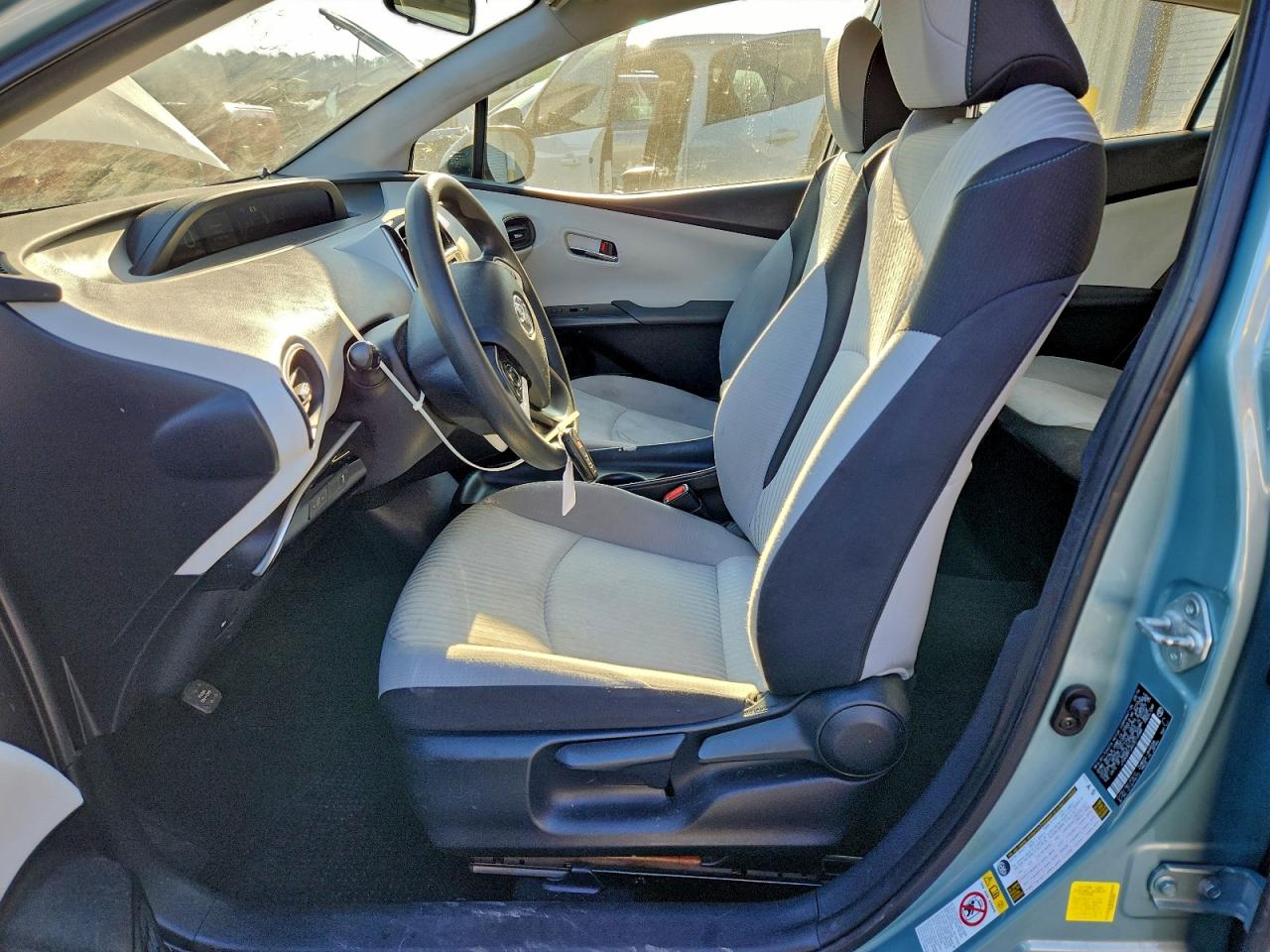 2016 Toyota Prius VIN JTDKBRFU6G3010588 photo 7