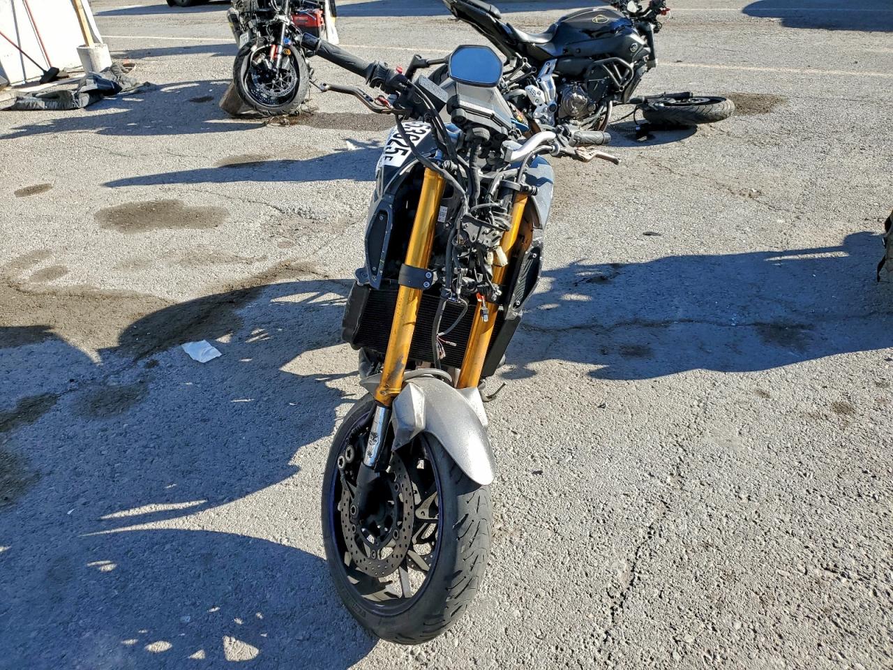 2014 YAMA Fz-07/09 VIN JYARN33E1EA000538 photo 2