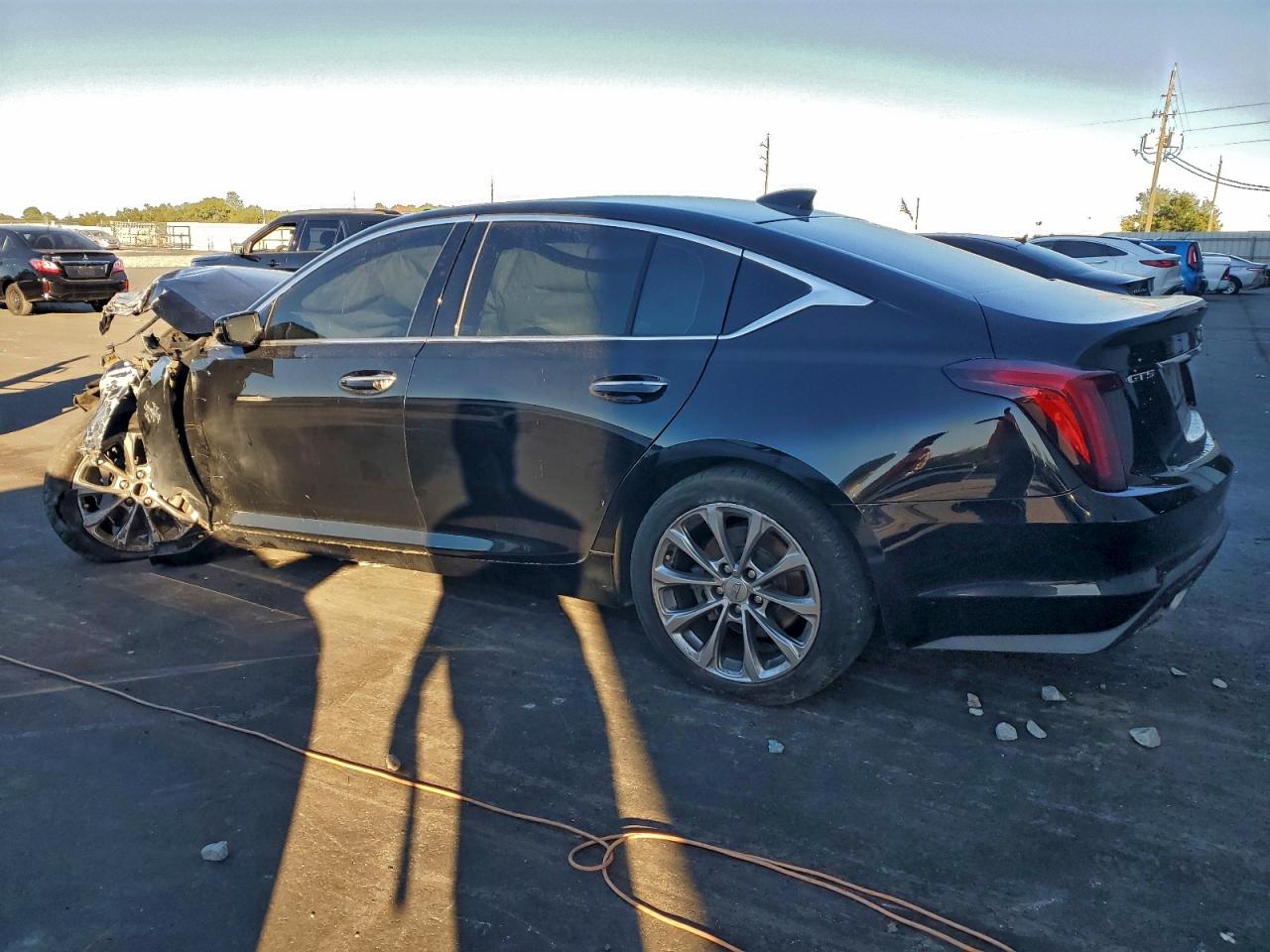 2022 Cadillac Ct5 VIN 1G6DN5RK6N0121338 photo 2