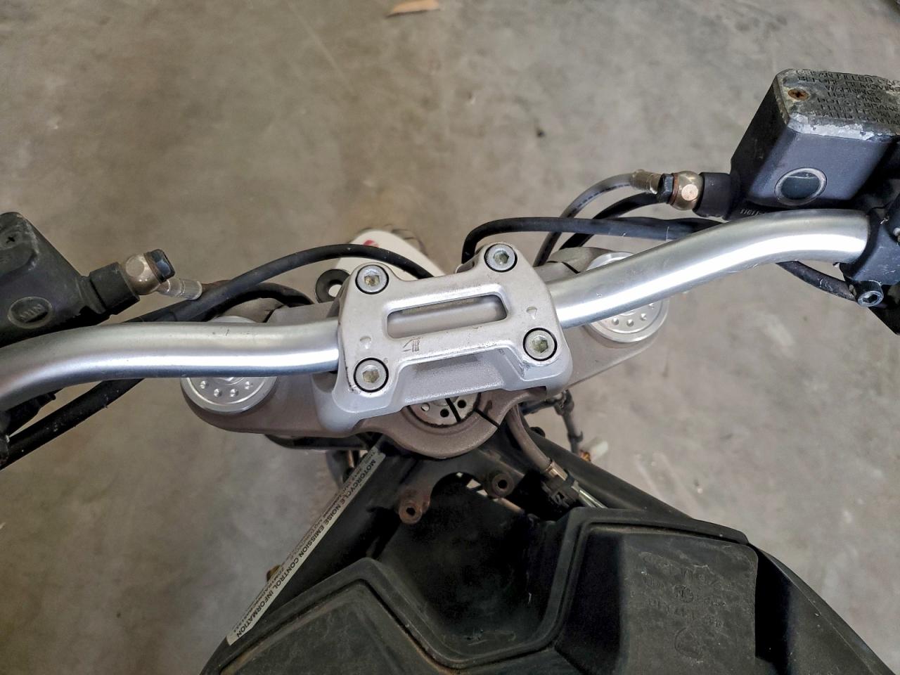 2012 Ducati Monster VIN ZDM1RADN9CB051533 photo 7