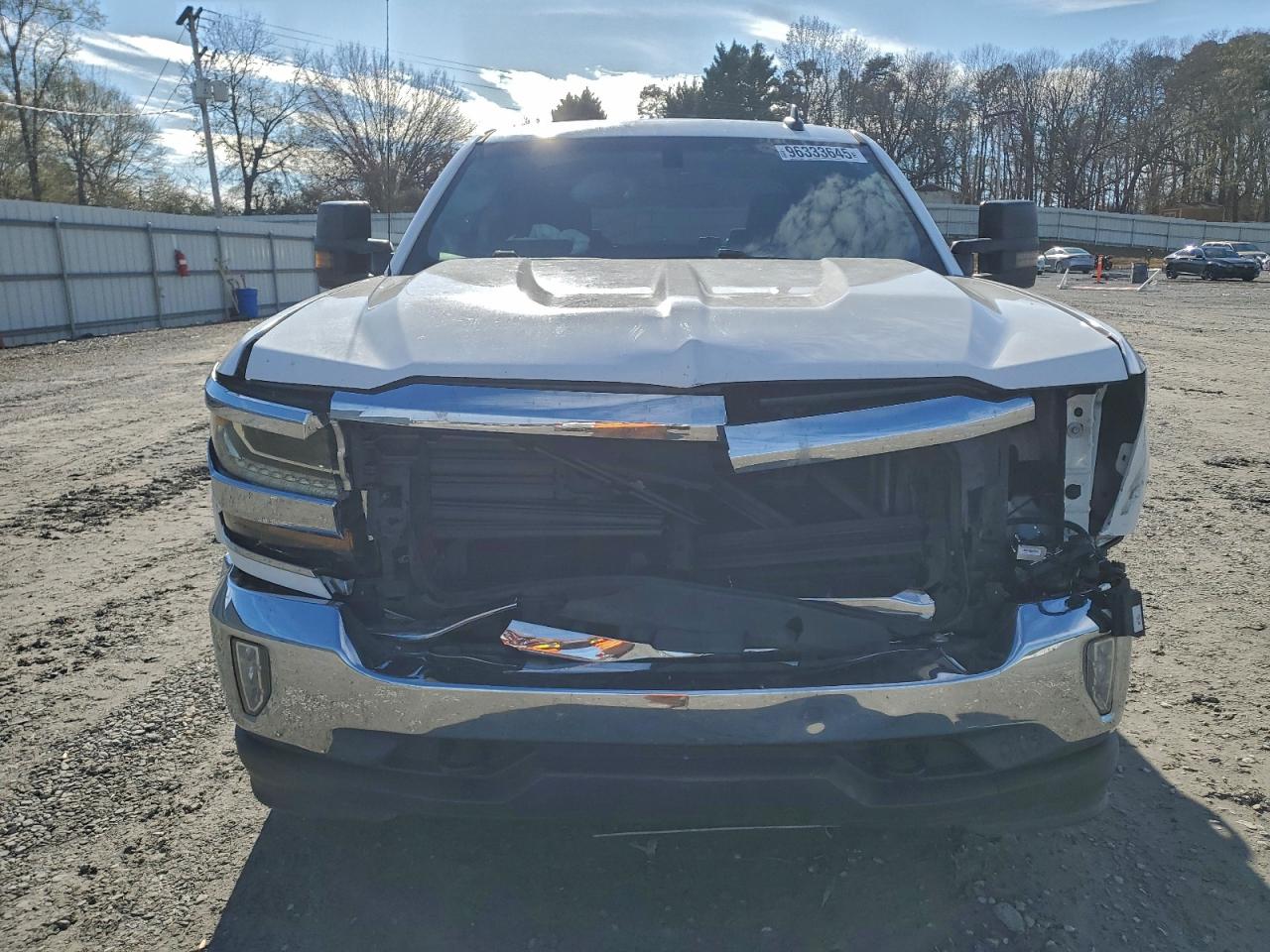 2018 Chevrolet All models VIN 3GCUKREC9JG572233 photo 5