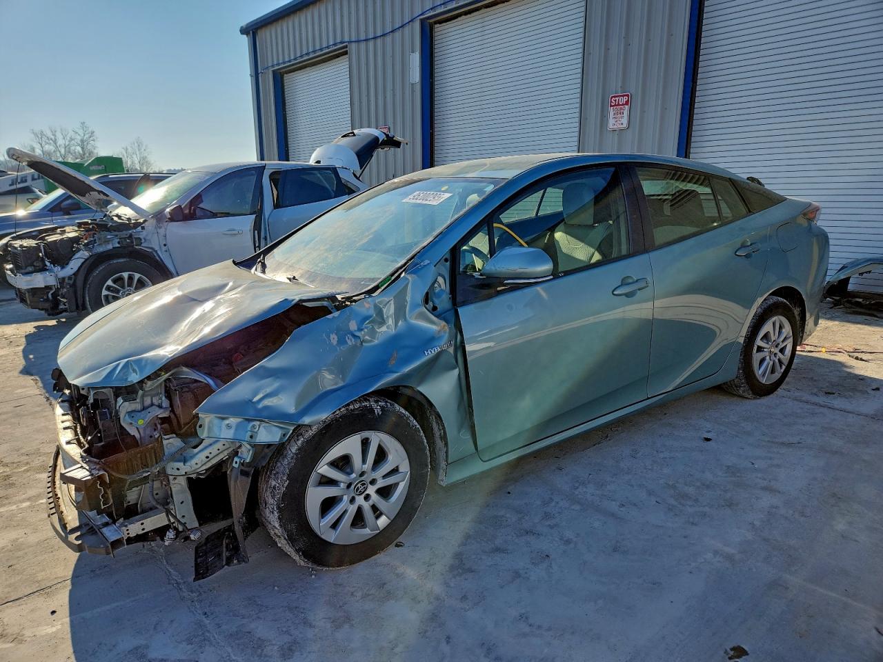 2016 Toyota Prius VIN JTDKBRFU6G3010588 photo 1