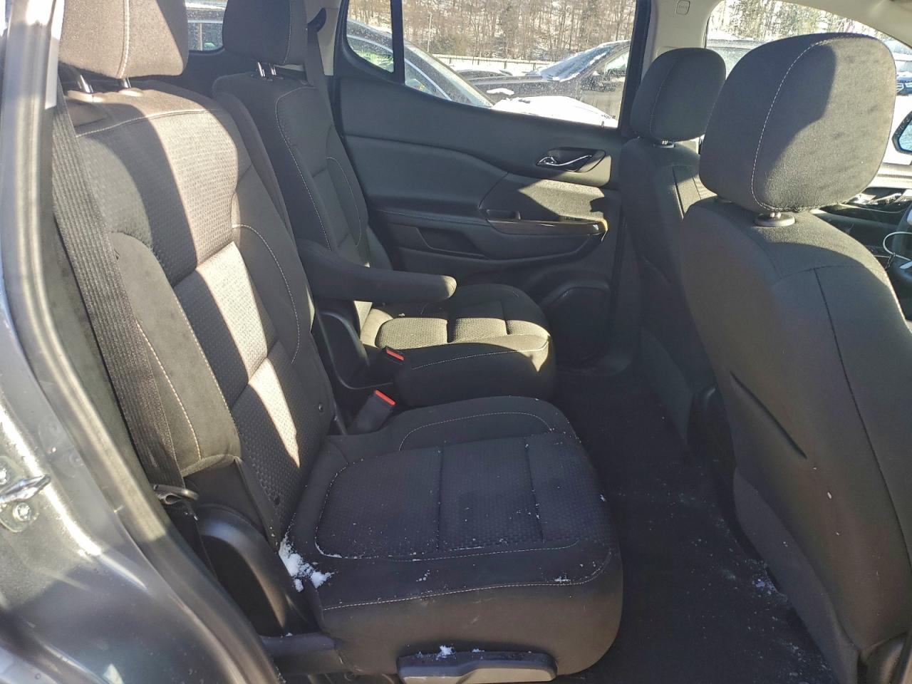 2022 GMC Acadia VIN 1GKKNRL49NZ154713 photo 11