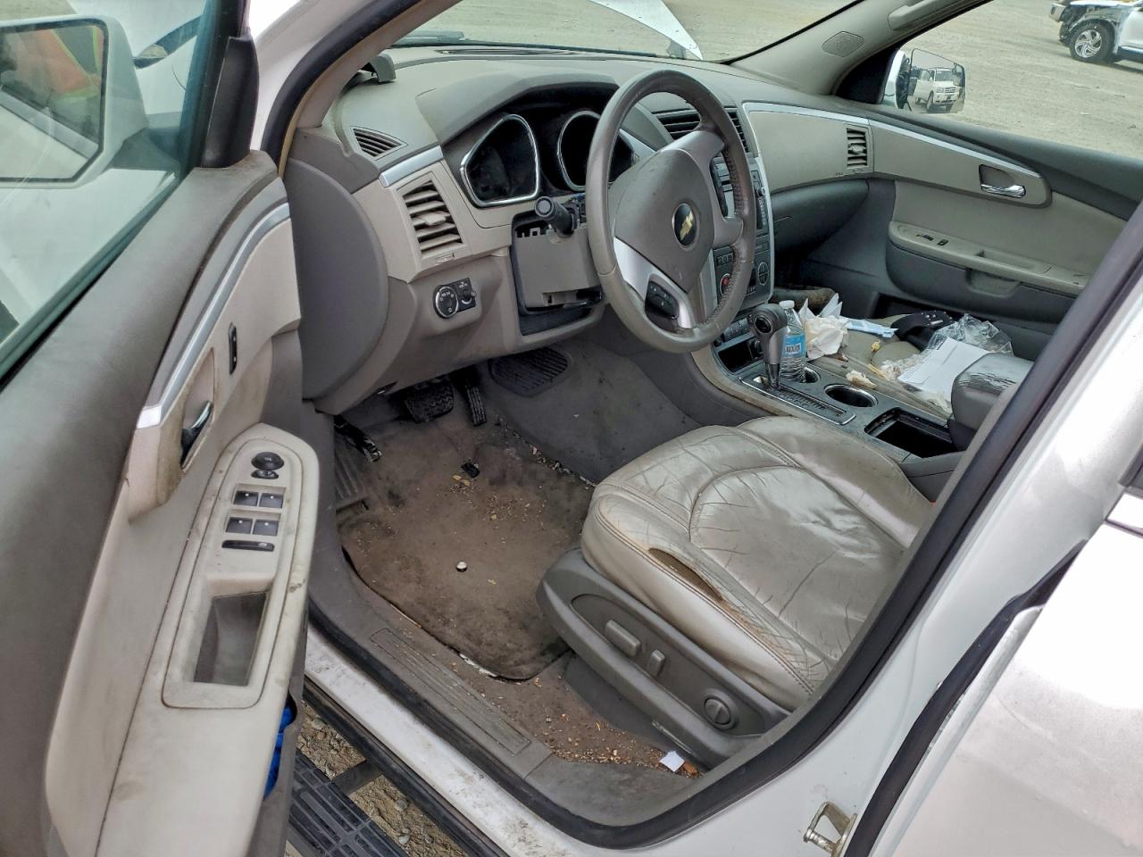 2009 Chevrolet Traverse VIN 1GNEV23D59S174138 photo 8