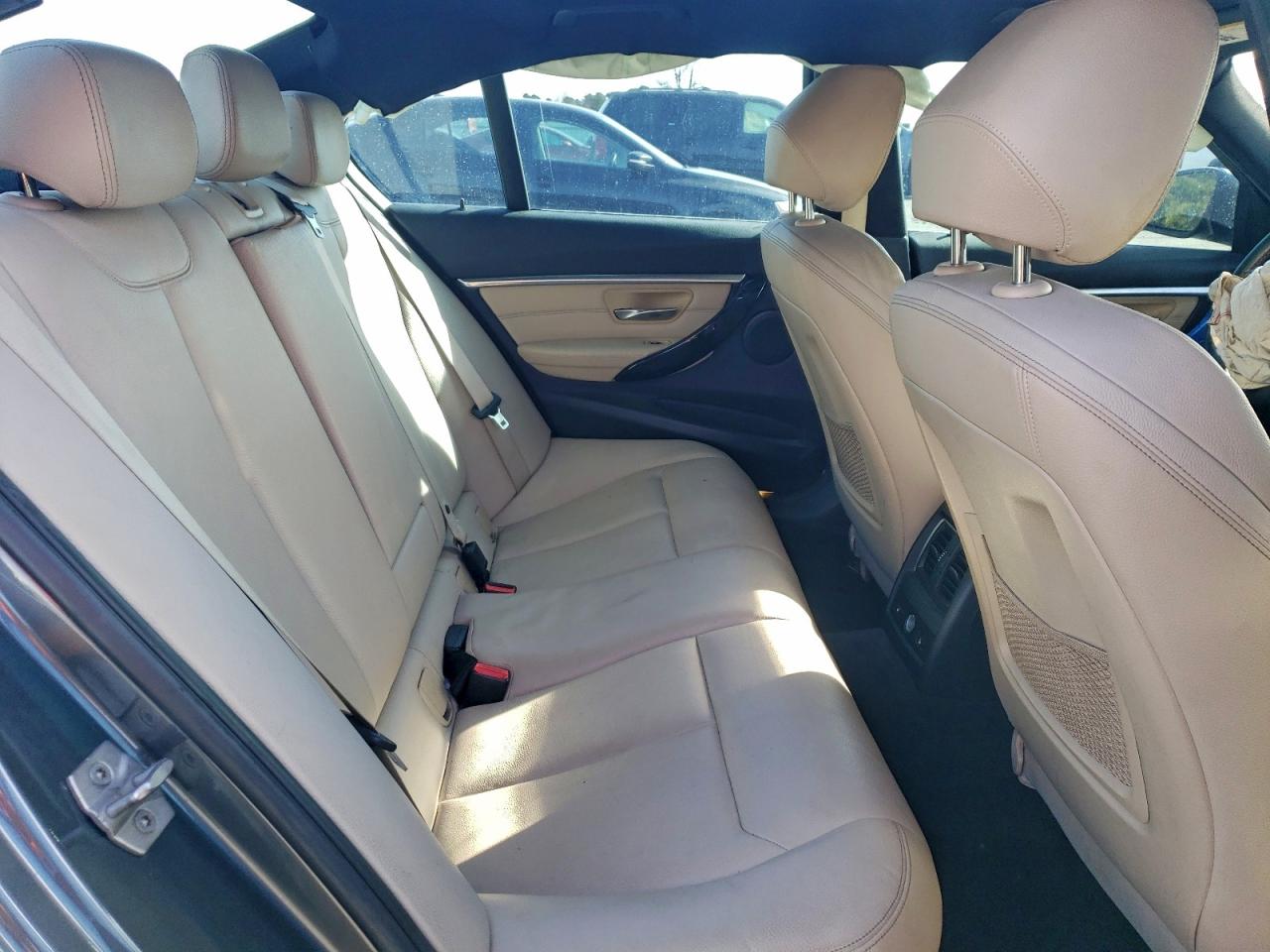2017 BMW 3 series VIN WBA8D9G52HNU58423 photo 10