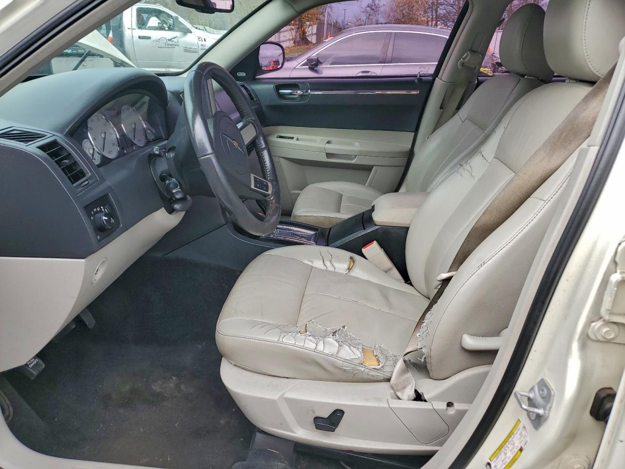 2007 Chrysler 300 VIN 2C3KA53G27H900551 photo 7