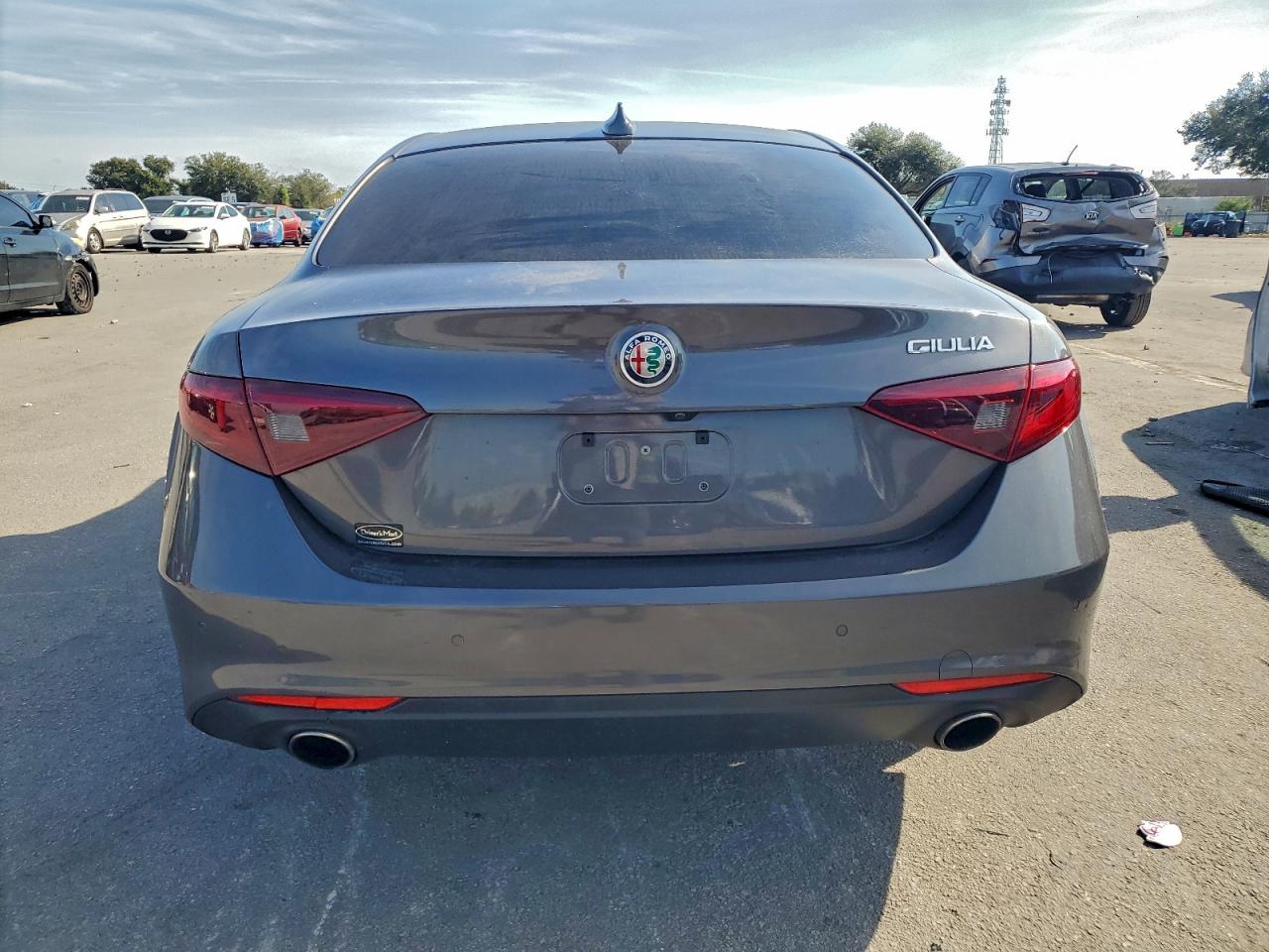 2019 Alfa Giulia VIN ZARFAMANXK7599319 photo 6