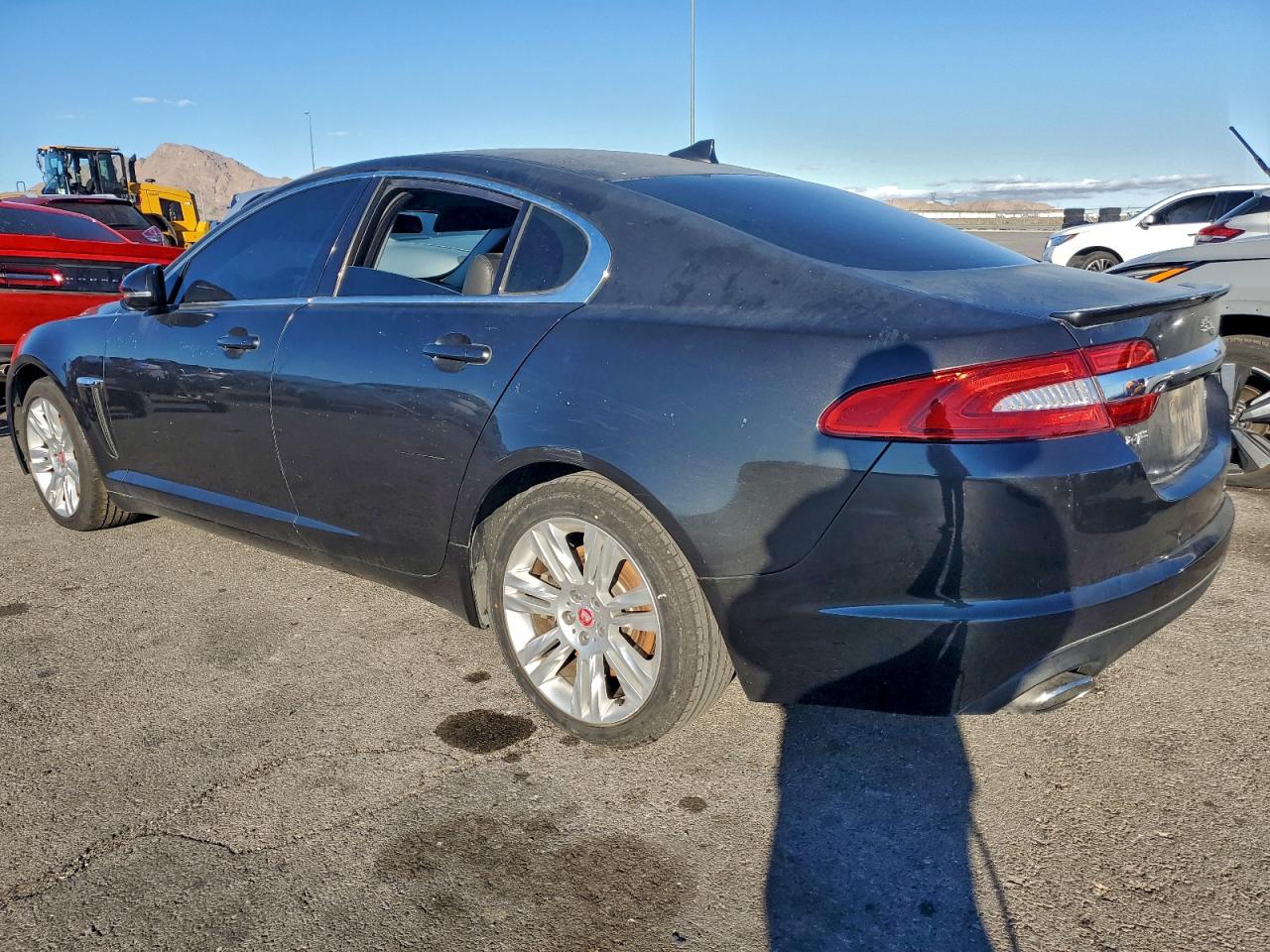 2013 Jaguar Xf VIN SAJWA0E79D8S62458 photo 2
