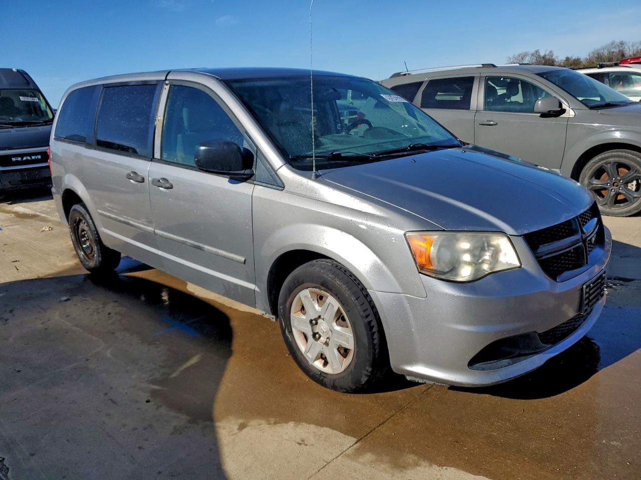 2013 RAM Tradesman VIN 2C4JRGAG0DR764036 photo 4