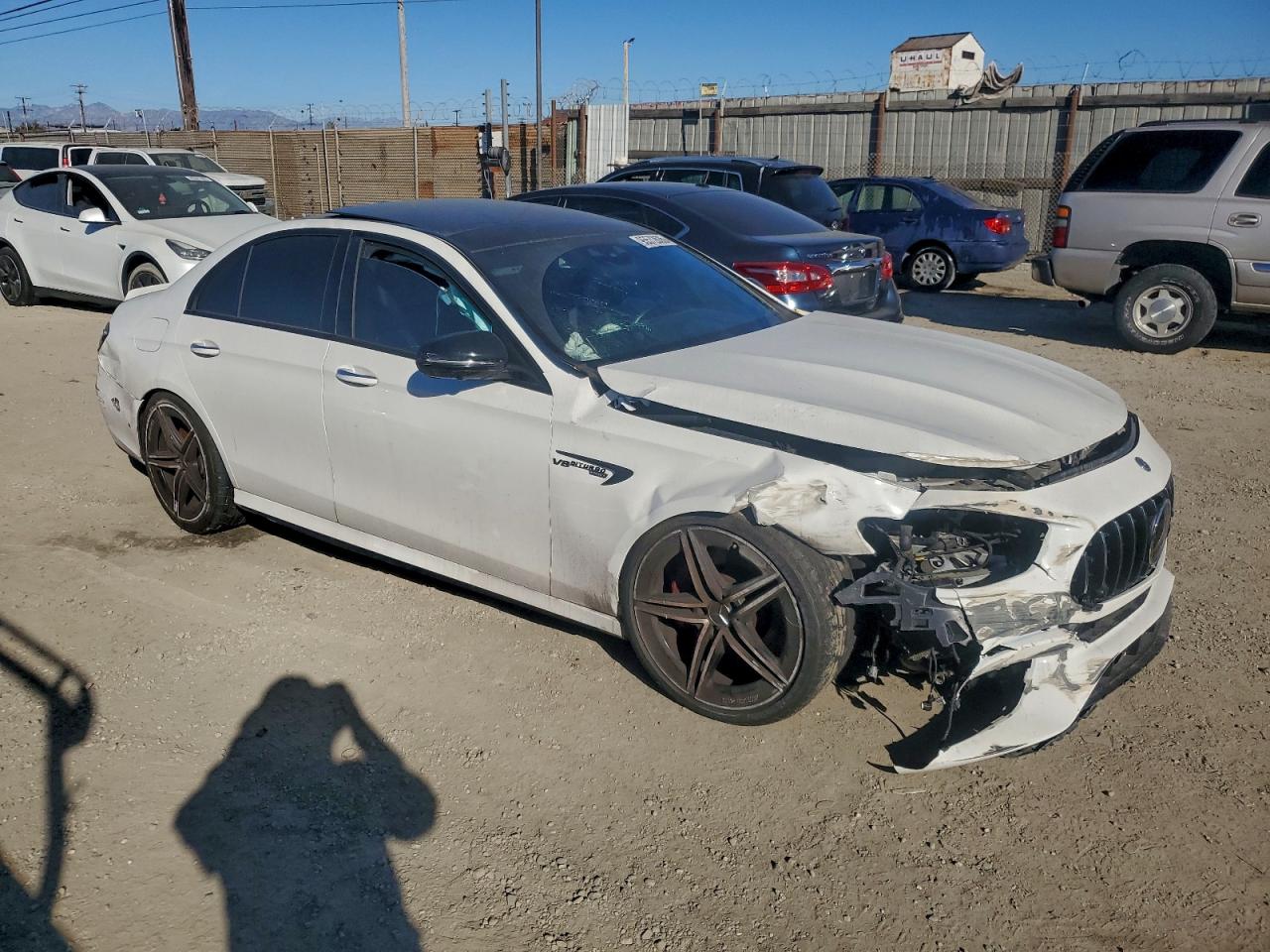 2021 Mercedes-Benz E-class VIN W1KZF8KB2MA887187 photo 4